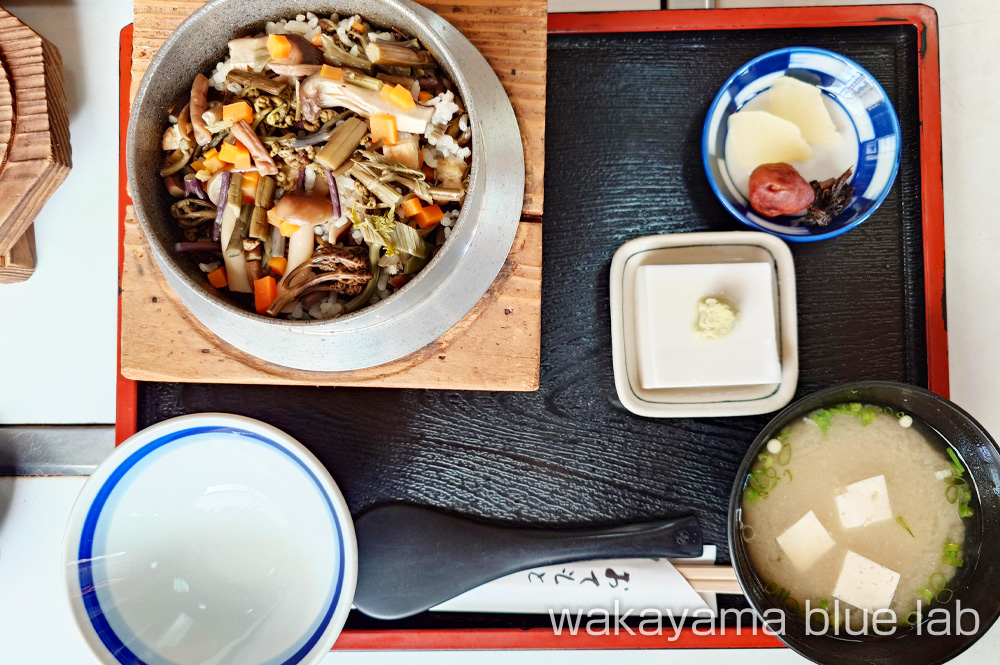 つくも食堂 山菜釜飯