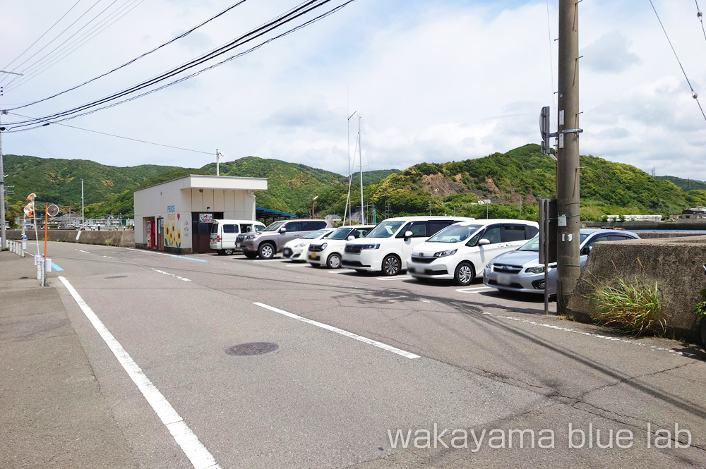 平佐館 駐車場